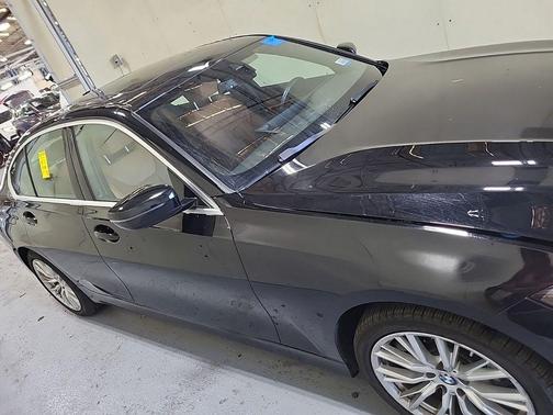 Jet Black 2024 BMW 330 i xDrive