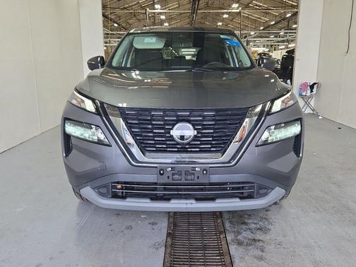 Gun Metallic 2023 Nissan Rogue S