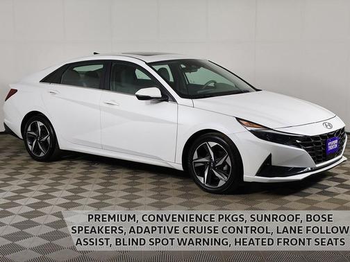 2022 Hyundai ELANTRA SEL