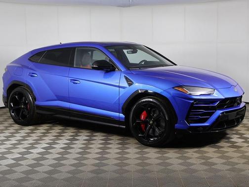 2019 Lamborghini Urus Base