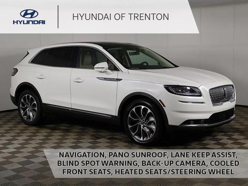 2022 Lincoln Nautilus Reserve