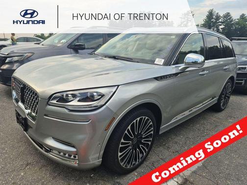 Silver Radiance 2021 Lincoln Aviator Black Label AWD