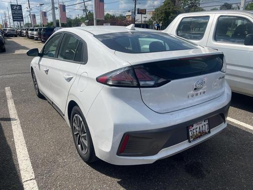 2020 Hyundai IONIQ EV SE