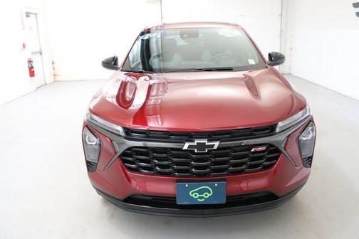 Crimson Metallic 2024 Chevrolet Trax 1RS