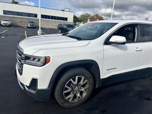 2020 GMC Acadia SLE