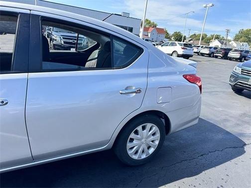 2017 Nissan Versa 