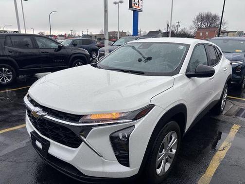 2024 Chevrolet Trax LS