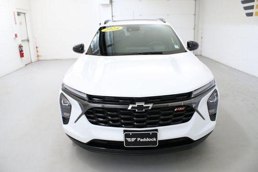 Summit White 2024 Chevrolet Trax 2RS