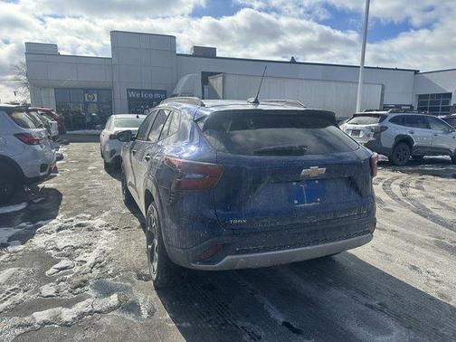 2024 Chevrolet Trax LT