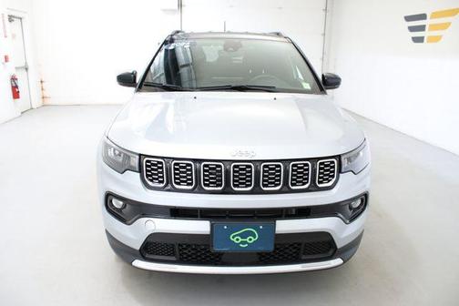 Silver Zynith 2024 Jeep Compass Limited