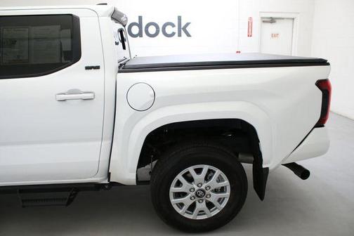 Ice 2025 Toyota Tacoma SR5