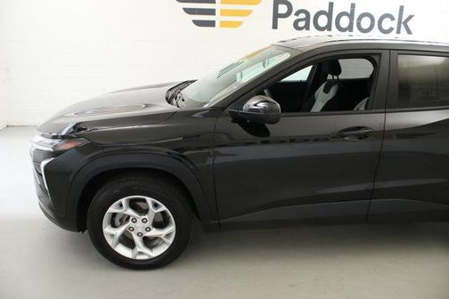 Mosaic Black Metallic 2024 Chevrolet Trax LS