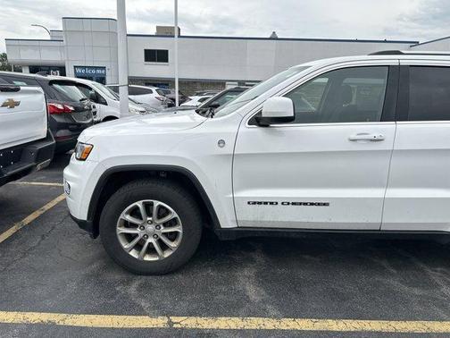 2021 Jeep Grand Cherokee Laredo
