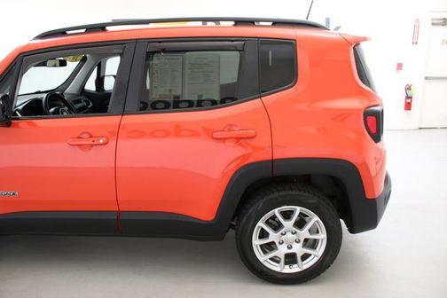 Omaha Orange Clearcoat 2020 Jeep Renegade Latitude