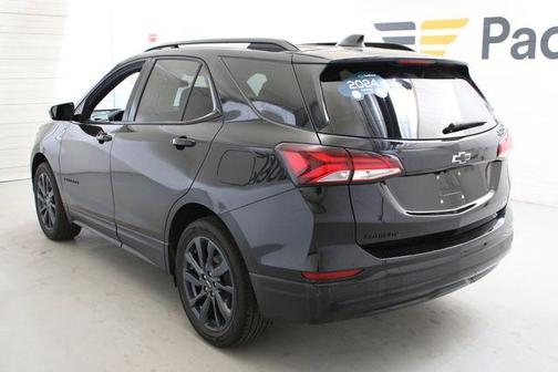 Mosaic Black Metallic 2024 Chevrolet Equinox LT