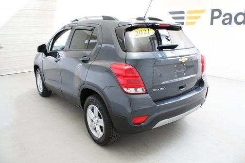 Shadow Gray Metallic 2021 Chevrolet Trax LT