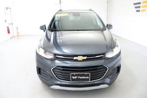 Shadow Gray Metallic 2021 Chevrolet Trax LT