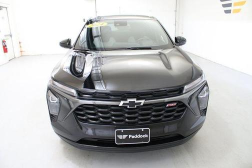 Mosaic Black Metallic 2024 Chevrolet Trax 1RS