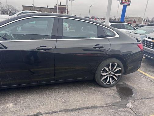 2023 Chevrolet Malibu RS