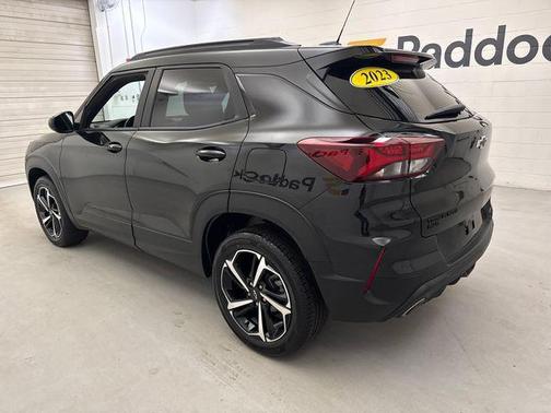 Mosaic Black Metallic 2023 Chevrolet Trailblazer RS