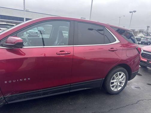 Radiant Red 2023 Chevrolet Equinox 1LT
