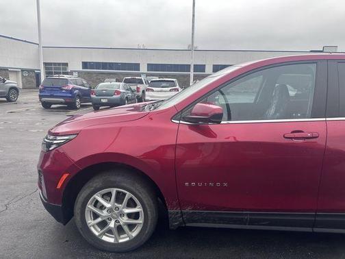 Radiant Red 2023 Chevrolet Equinox 1LT