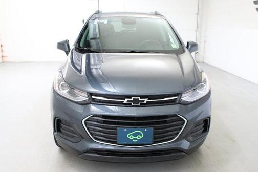 Shadow Gray Metallic 2022 Chevrolet Trax LT