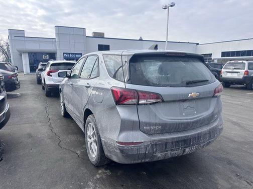 2023 Chevrolet Equinox LS