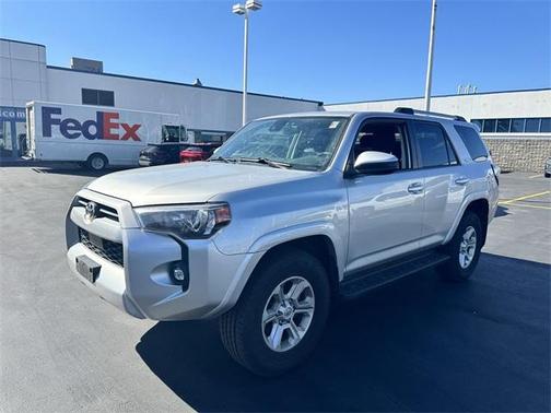 2022 Toyota 4Runner SR5
