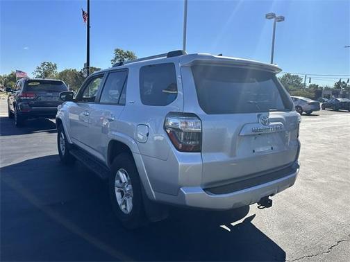 2022 Toyota 4Runner SR5