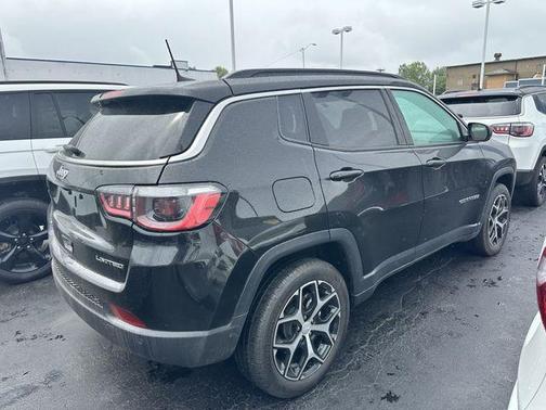 Diamond Black 2024 Jeep Compass Limited
