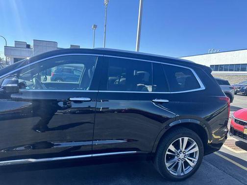 Stellar Black Metallic 2023 Cadillac XT6 Premium Luxury AWD