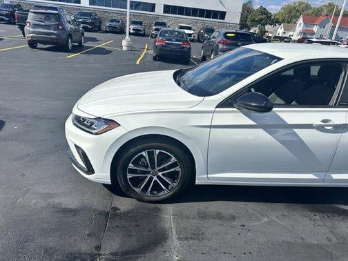 2025 Volkswagen Jetta 1.5T Sport