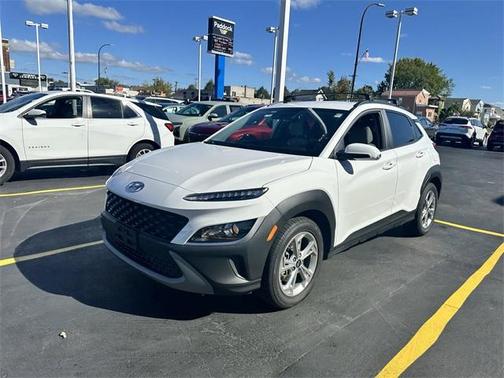 2023 Hyundai KONA SEL