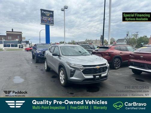 Sterling Gray Metallic 2024 Chevrolet Trax LS