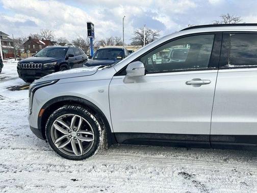 2022 Cadillac XT4 Sport