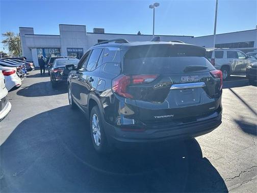 2021 GMC Terrain SLE