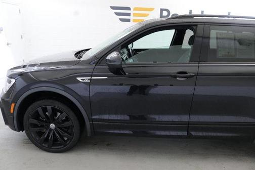 2021 Volkswagen Tiguan 2.0T SE R-Line Black