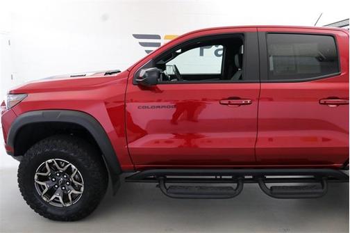 2025 Chevrolet Colorado ZR2