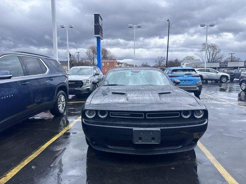 2023 Dodge Challenger SXT