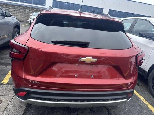 Cayenne Orange Metallic 2024 Chevrolet Trax LT