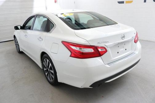 2017 Nissan Altima 2.5 SV