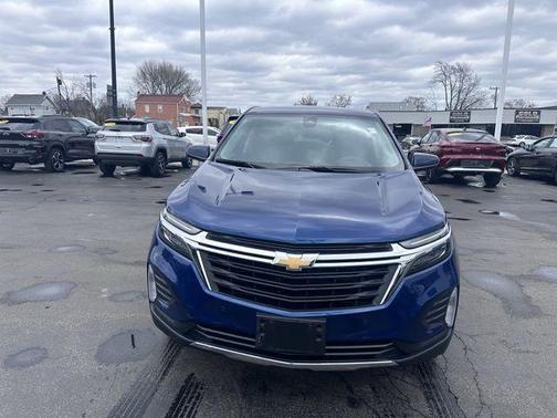 Blue Glow Metallic 2023 Chevrolet Equinox 1LT