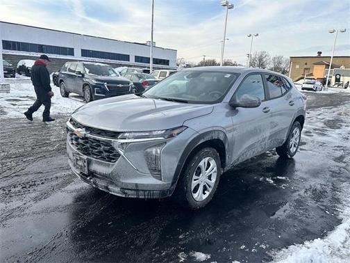 2024 Chevrolet Trax LS