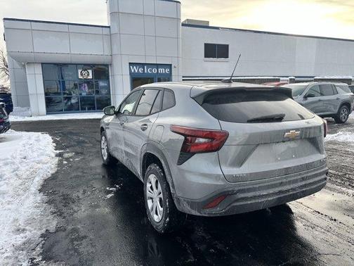 2024 Chevrolet Trax LS