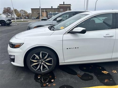 2023 Chevrolet Malibu RS