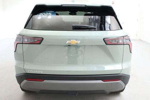 Green 2025 Chevrolet Equinox LT