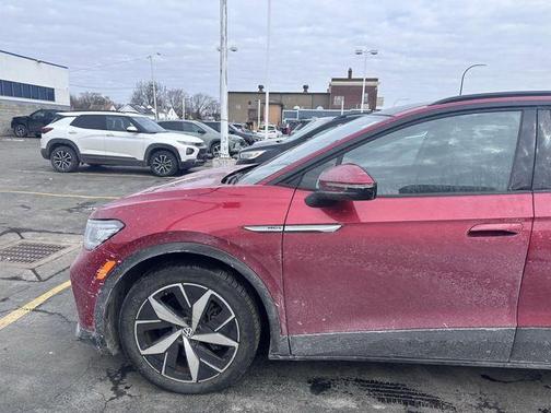 Aurora Red Metallic 2023 Volkswagen ID.4 Pro S