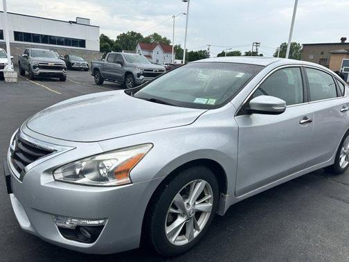 Brilliant Silver 2014 Nissan Altima 2.5 SV