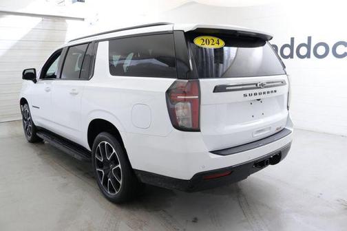 2024 Chevrolet Suburban RST